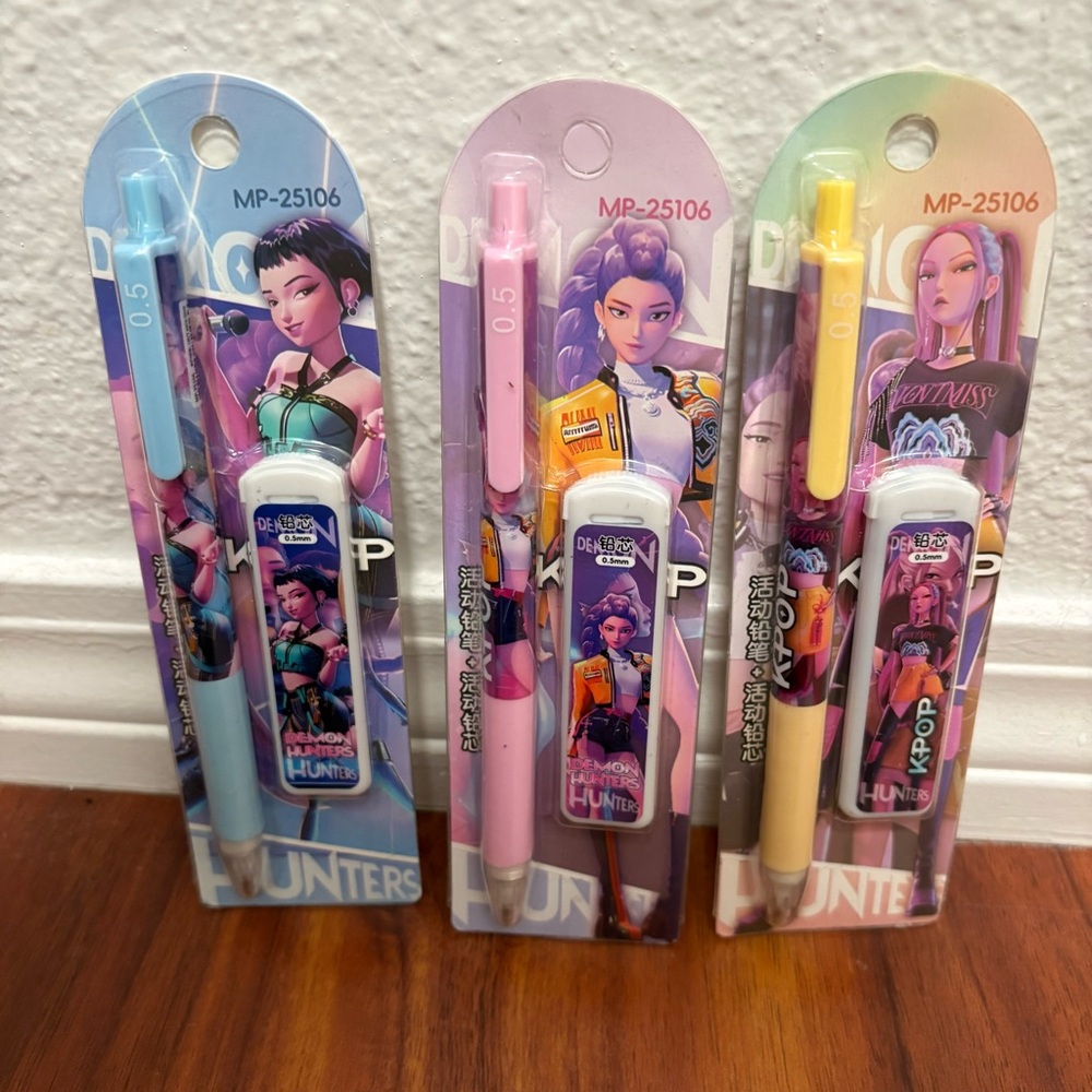 Kpop demon Hunter 3 mechanical pencils sets